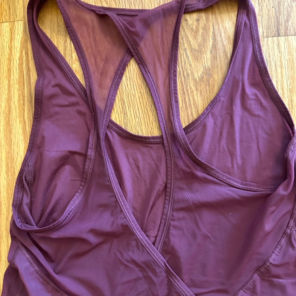 Lululemon Power Y Mesh-Back Tank – Maroon – Size 6 - Picture 4 of 4